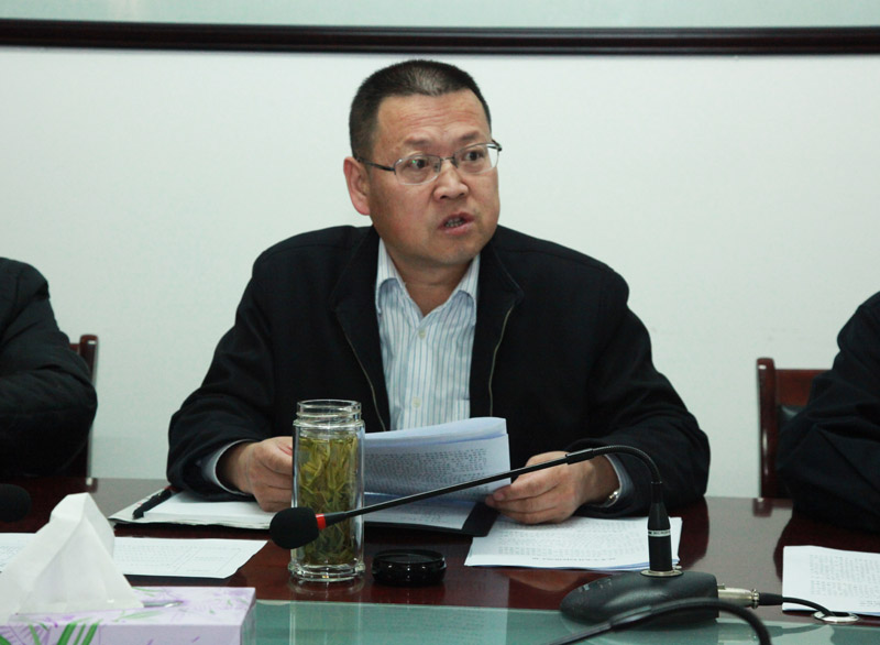 苟海龙：加强学习 严守纪律 深入推动反腐倡廉工作