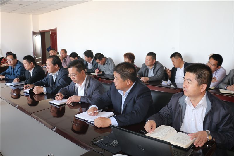 甘州:召开约谈会议 落实“两个责任”