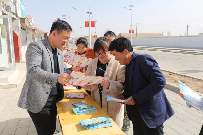 罗城镇.jpg
