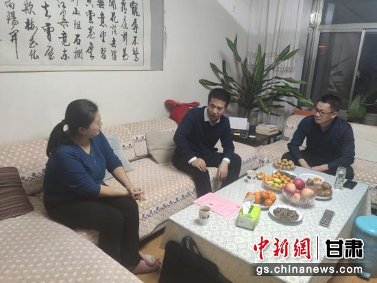 甘州区纪委监委组织开展的机关干部“政治家访”活动