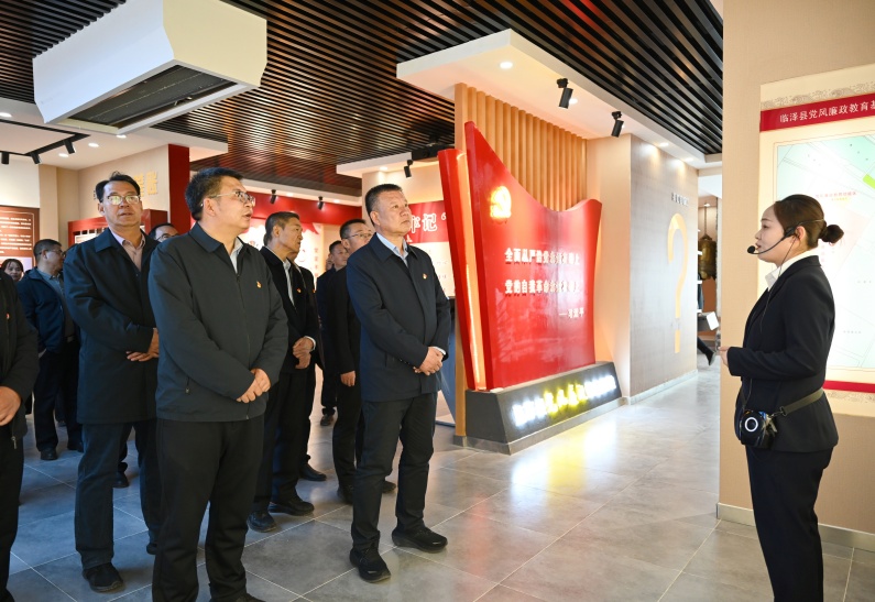 1775547873770699.jpg 廉政教育基地参观_副本-795.jpg