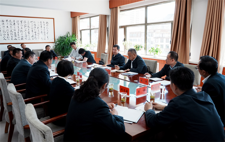 6月1日，甘肃省委常委、省纪委书记、省监委主任靳国卫在武威市古浪县、天祝县调研.jpg